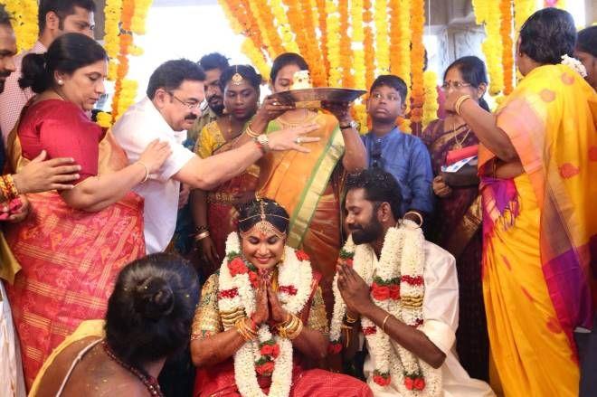 Actor Ramesh Tilak & Navalakshmi's Marriage Photos