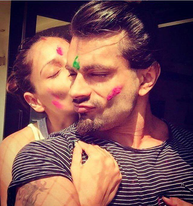 Actors Celebrate Holi 2017 Photos