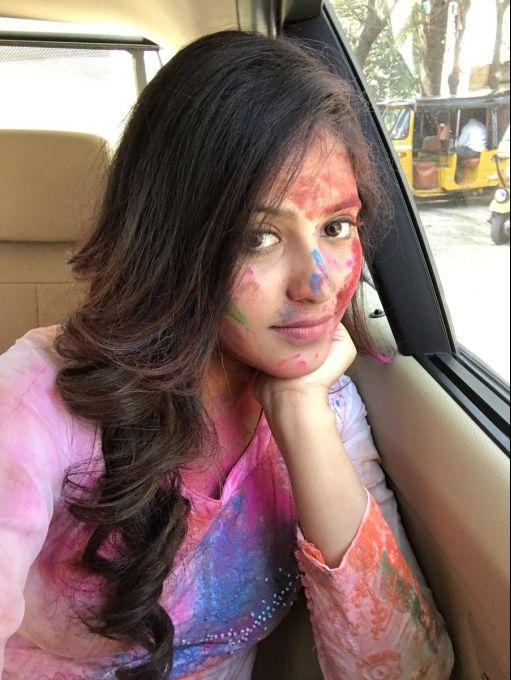 Actors Celebrate Holi 2017 Photos