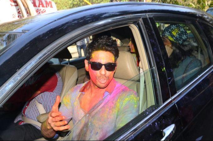 Actors Celebrate Holi 2017 Photos