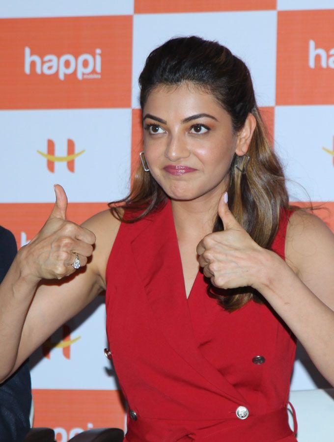 Actress Kajal Aggarwal Launches HAPPI Mobiles Store In Hanamkonda