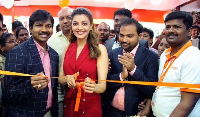 Actress Kajal Aggarwal Launches HAPPI Mobiles Store In Hanamkonda