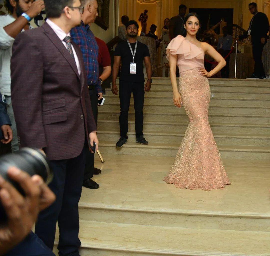 Actress Kiara Advani Stills From The Statement Wedding Jewellery Exhibit Launch