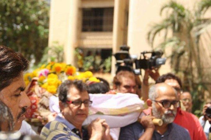Actress Reema Lagoo Funeral Photos