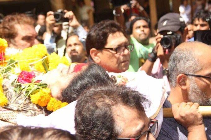 Actress Reema Lagoo Funeral Photos