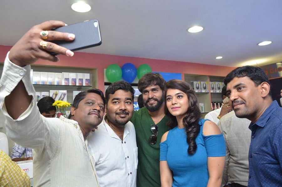 Actress Yamini Bhaskar Launches Cellbay Mbile Store Photos