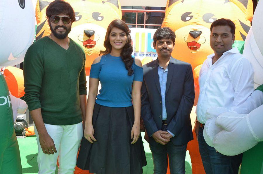 Actress Yamini Bhaskar Launches Cellbay Mbile Store Photos