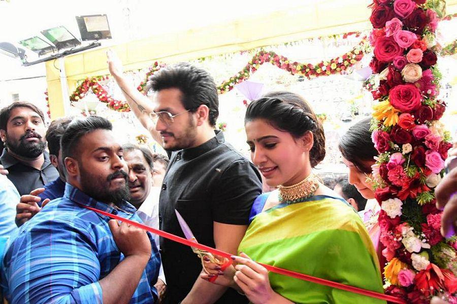 Akhil & Samantha At South India Shopping Mall Opening at KarimNagar