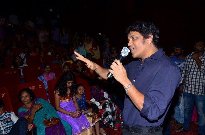 Akkineni Nagarjuna Interaction with Lady Fans Photos