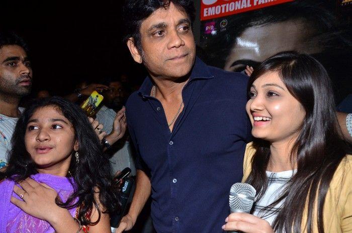 Akkineni Nagarjuna Interaction with Lady Fans Photos