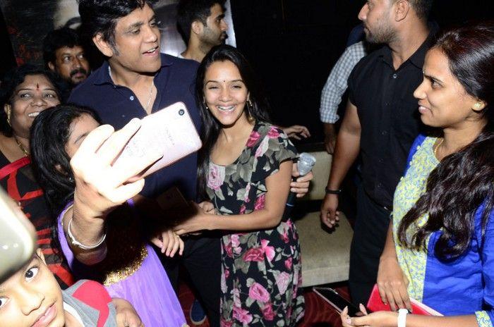 Akkineni Nagarjuna Interaction with Lady Fans Photos