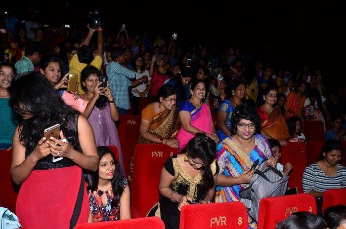 Akkineni Nagarjuna Interaction with Lady Fans Photos