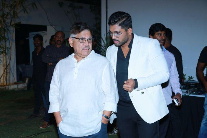 Allu Aravind & Family felicitates Mahanati Movie Team Photos