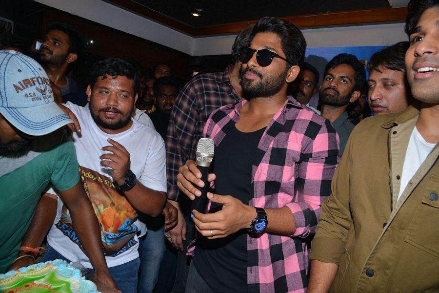 Allu Arjun Birthday Celebrations at FNCC Photos