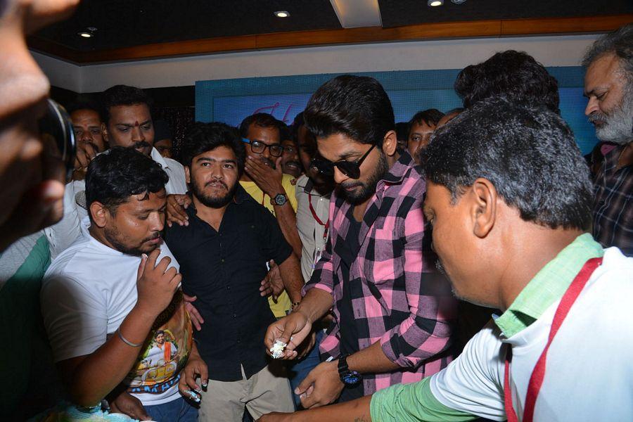 Allu Arjun Birthday Celebrations at FNCC Photos