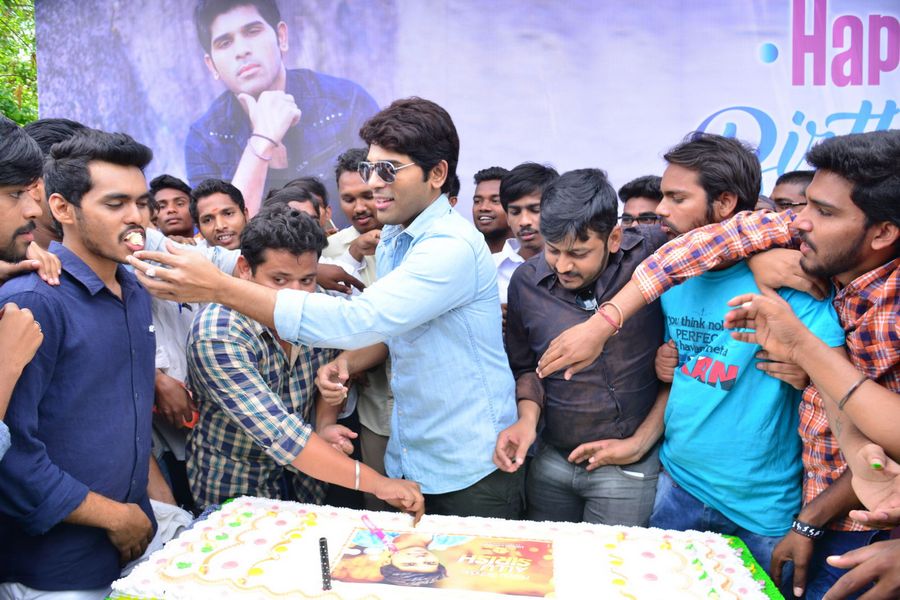 Allu Sirish Birthday Celebration Photos