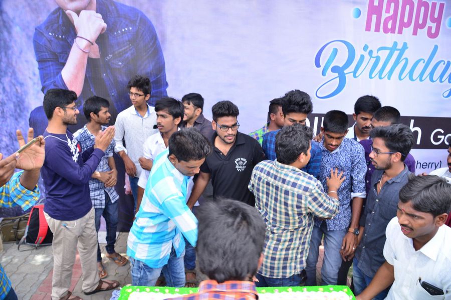 Allu Sirish Birthday Celebration Photos