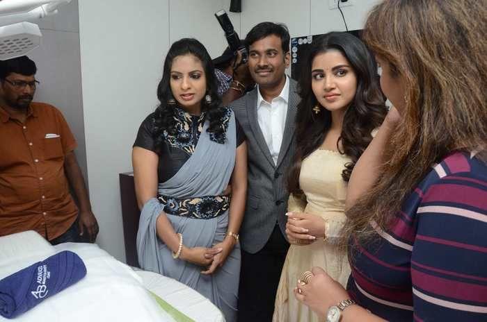 Anupama Parameswaran launches ABC clinic at Banjara Hills