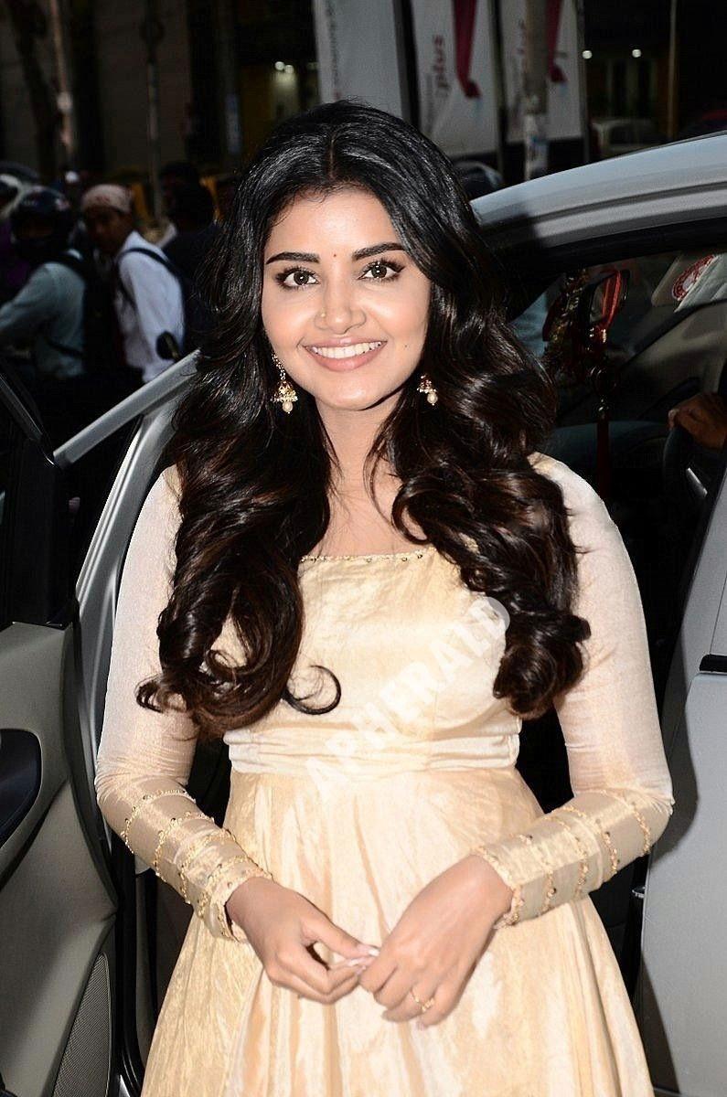 Anupama Parameswaran launches ABC clinic at Banjara Hills