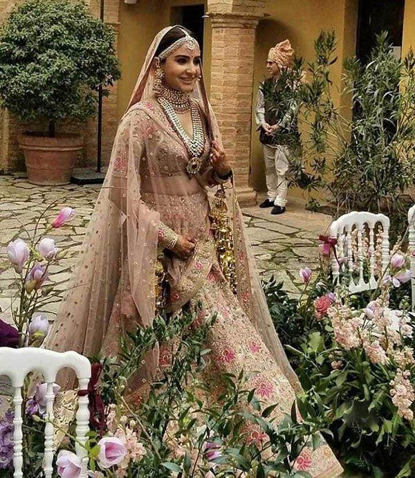 Anuskha Sharma & Virat Kohli Wedding Unseen Photos