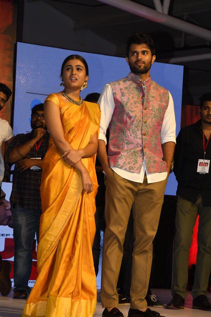 Arjun Reddy Pre Release Function Photos