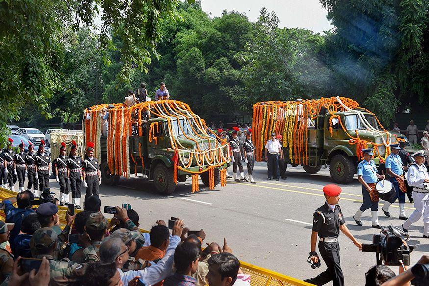 Atal Bihari Vajpayee Funeral: Vajpayee's Mortal Remains Taken to BJP Headquarters