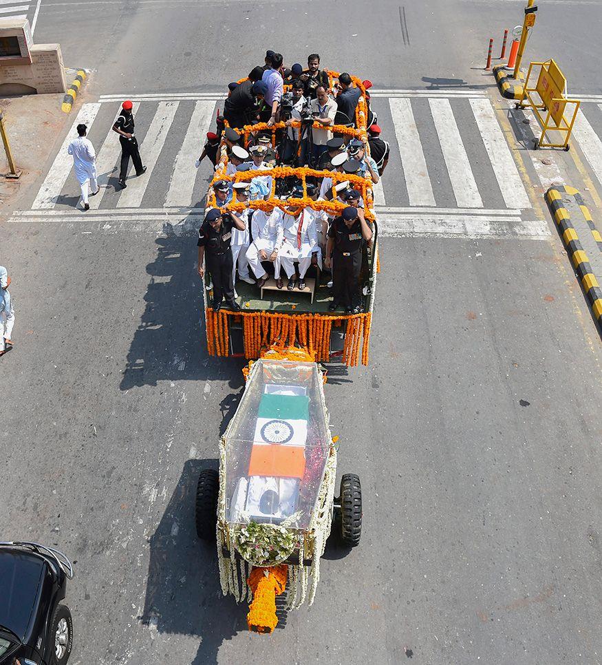 Atal Bihari Vajpayee Funeral: Vajpayee's Mortal Remains Taken to BJP Headquarters