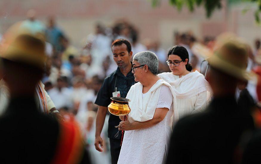 Atal Bihari Vajpayee cremated with full state Honours