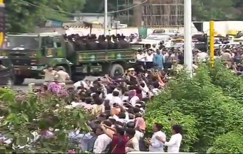 Atal Bihari Vajpayee's Final Journey Photos