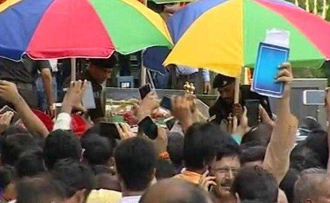 Atal Bihari Vajpayee's Final Journey Photos