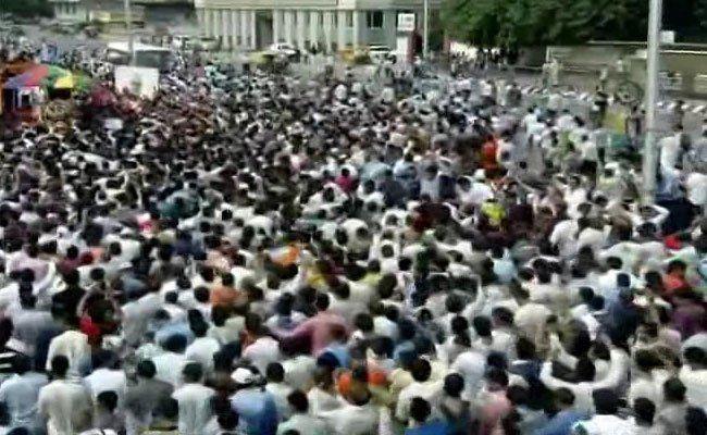 Atal Bihari Vajpayee's Final Journey Photos