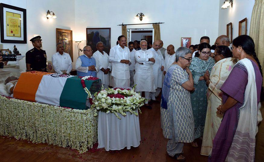 Atal Bihari Vajpayee's Funeral: Politicians Pay Their Last Respects