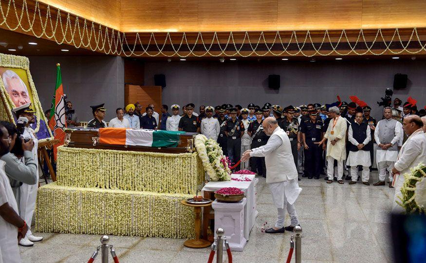 Atal Bihari Vajpayee's Funeral: Politicians Pay Their Last Respects