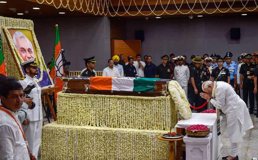 Atal Bihari Vajpayee's Funeral: Politicians Pay Their Last Respects