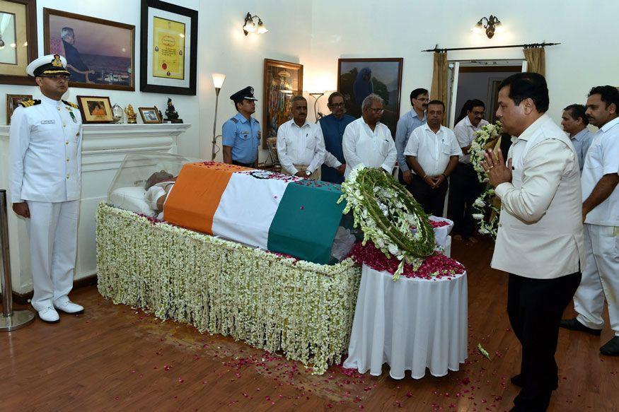 Atal Bihari Vajpayee's Funeral Politicians Pay Their Last Respects