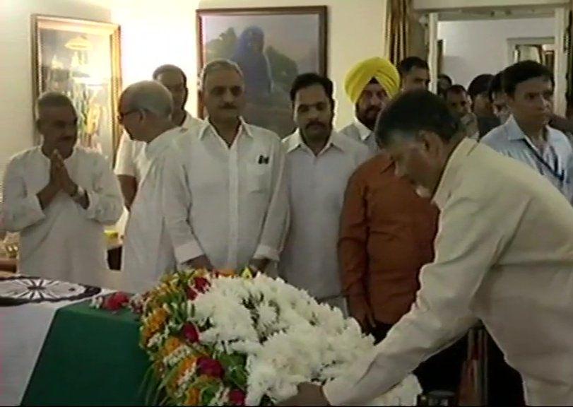 Atal Bihari Vajpayee's Funeral Politicians Pay Their Last Respects