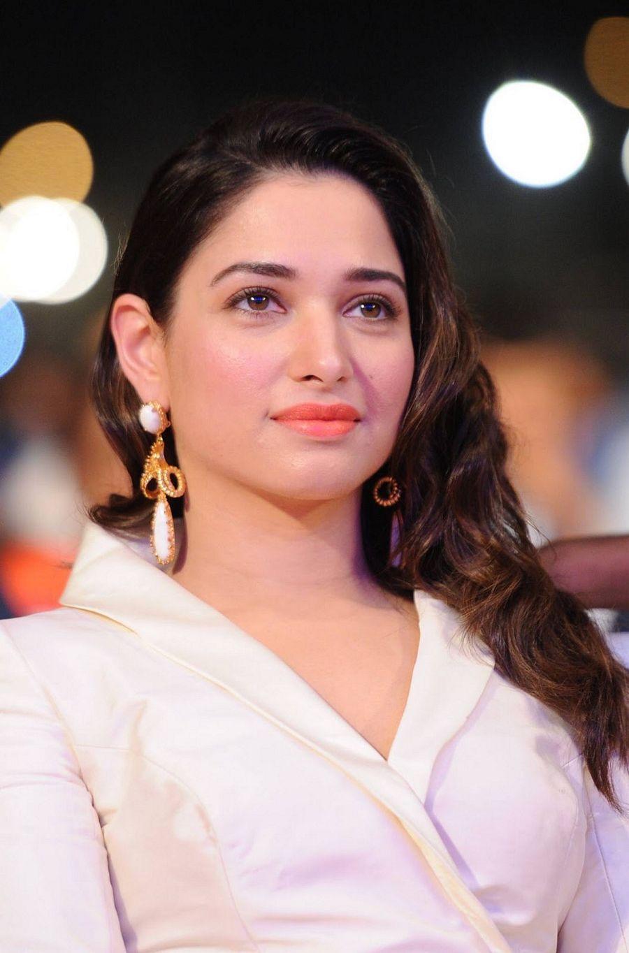Baahubali 2 Pre Release Function Photos
