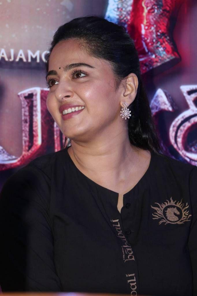 Baahubali 2 Tamil Film Press Meet Photos