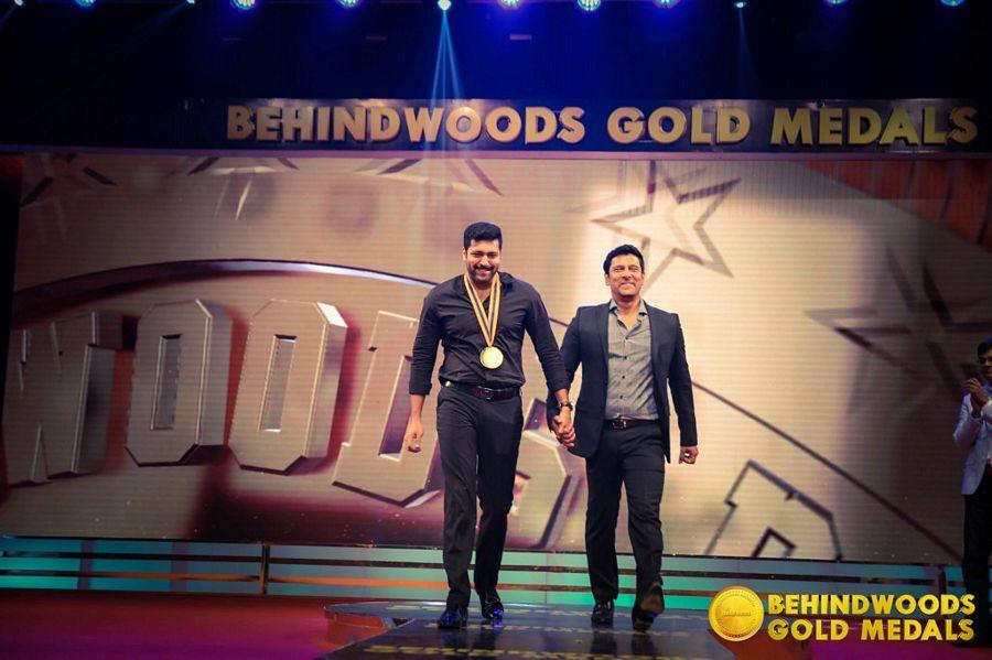 Behindwoods Gold Medals on Zee Tamil Event Photos