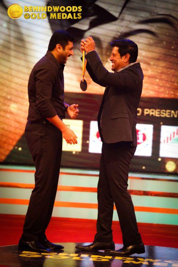 Behindwoods Gold Medals on Zee Tamil Event Photos