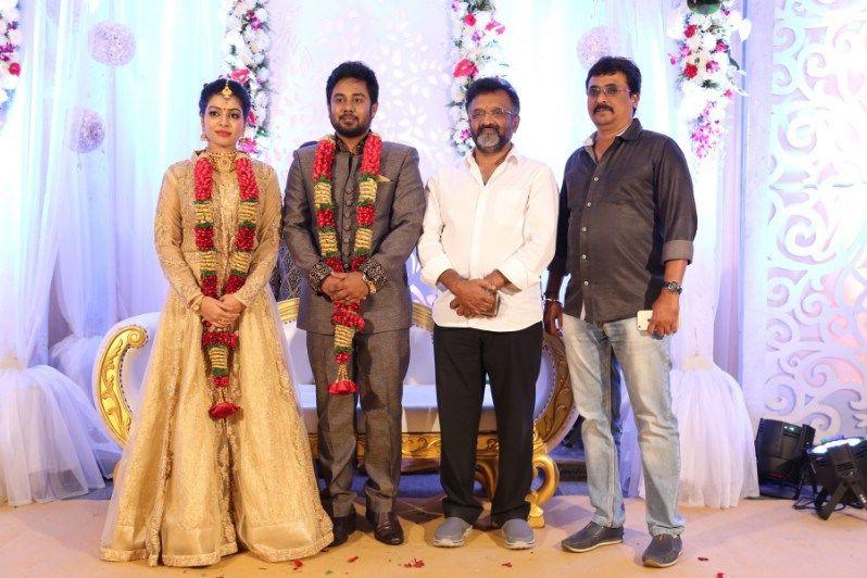 Bichagadu Actress Satna Titus & Karthik Wedding Reception Photos