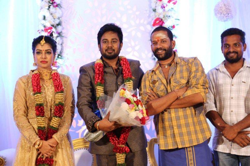 Bichagadu Actress Satna Titus & Karthik Wedding Reception Photos