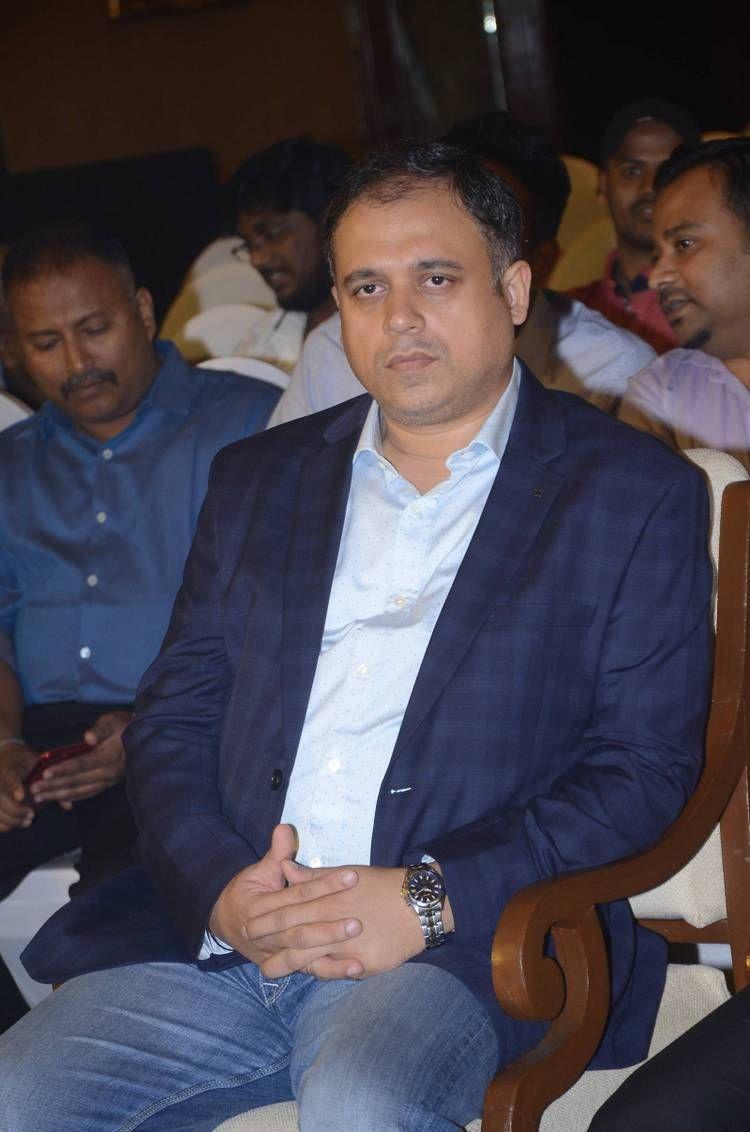 Bigg Boss Telugu Season 2 Press Meet Photos