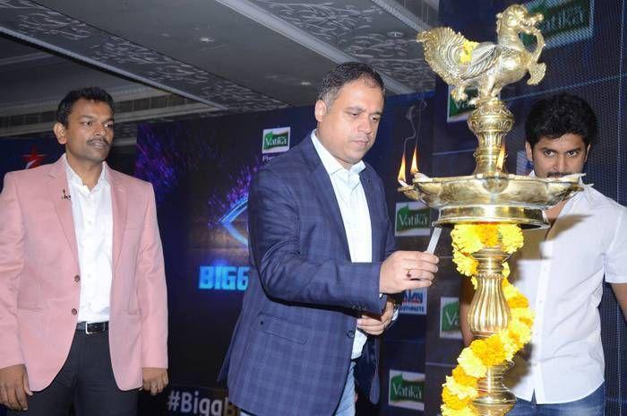 Bigg Boss Telugu Season 2 Press Meet Photos