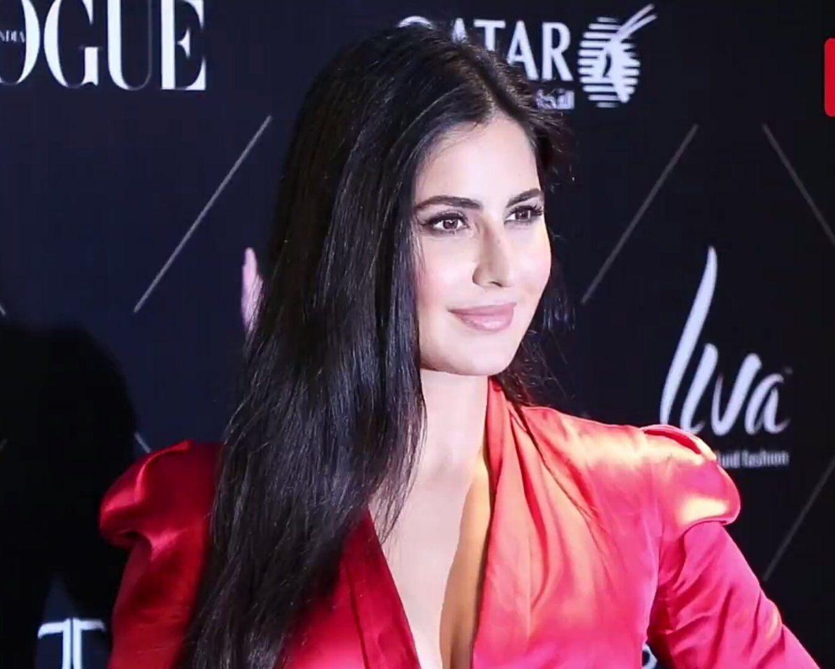 Bollywood Celebs at Vogue Beauty Awards 2018 Photos