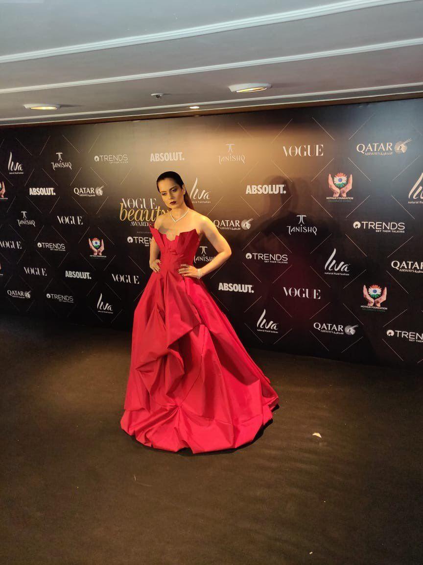 Bollywood Celebs at Vogue Beauty Awards 2018 Photos