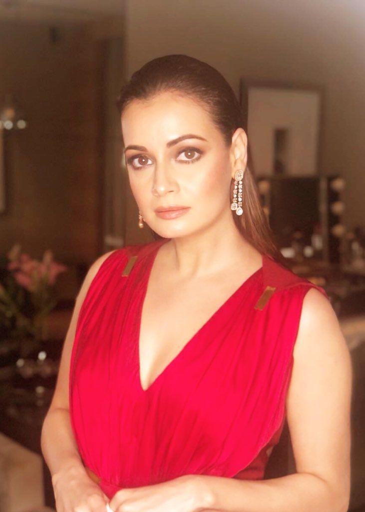 Bollywood Celebs at Vogue Beauty Awards 2018 Photos