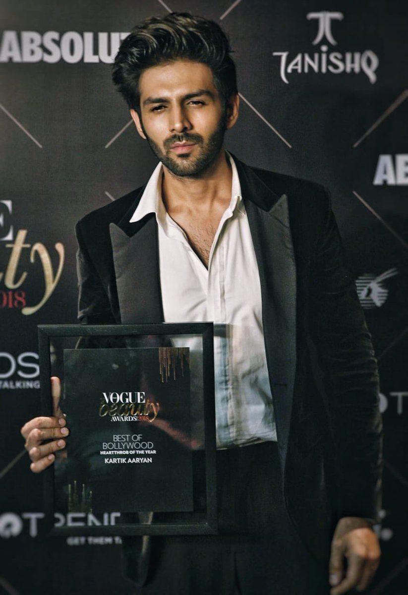 Bollywood Celebs at Vogue Beauty Awards 2018 Photos