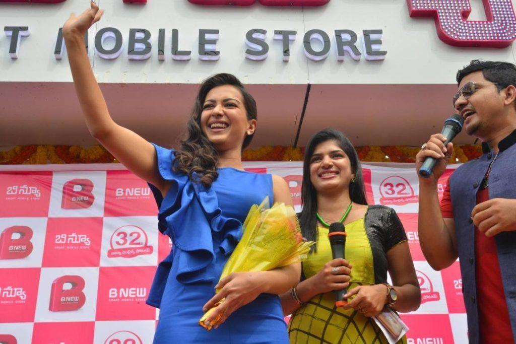 Catherine Tresa launches B New Mobile store in Eluru Photos