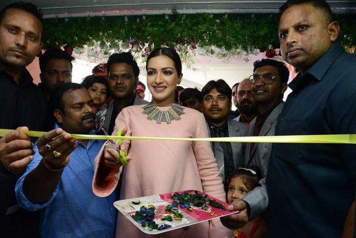 Catherine Tresa launches Eledent Hospital at Kondapur Photos